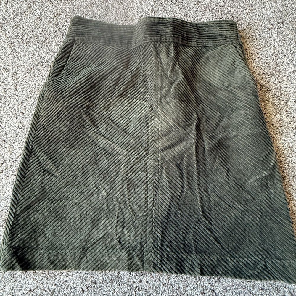 Talbots Petite 4P Womens Army Green Courduroy High Waist Skirt with pockets